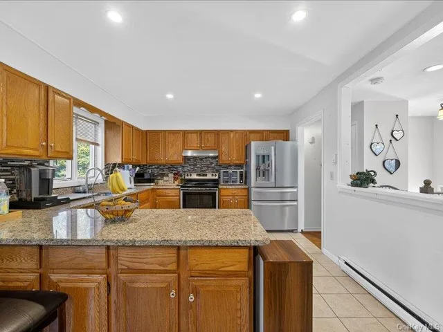 $600,000 | 50 Cunningham Lane, Poughquag, NY 12570