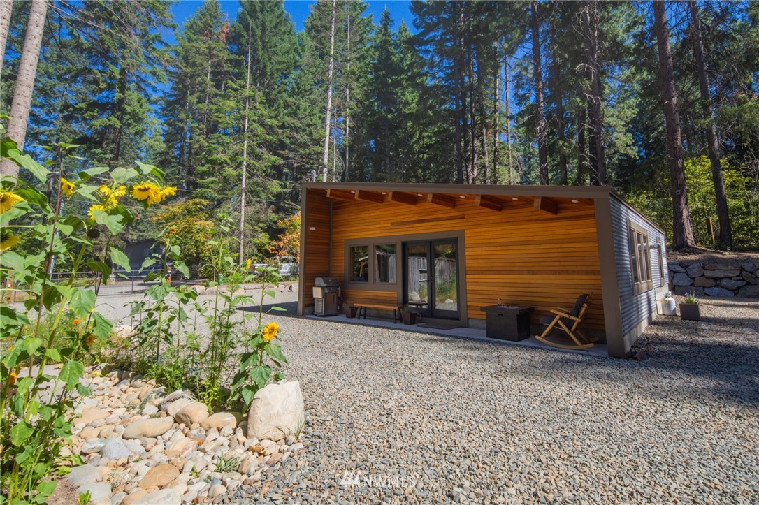 920 Lake Cabins Road Ronald, WA 98940 - Photo 2 of 35 Gallery Image 2