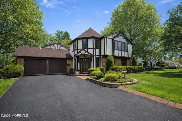 $899,999 | 255 Double Creek Parkway, Freehold, NJ 07728