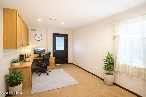 $899,999 | 255 Double Creek Parkway, Freehold, NJ 07728