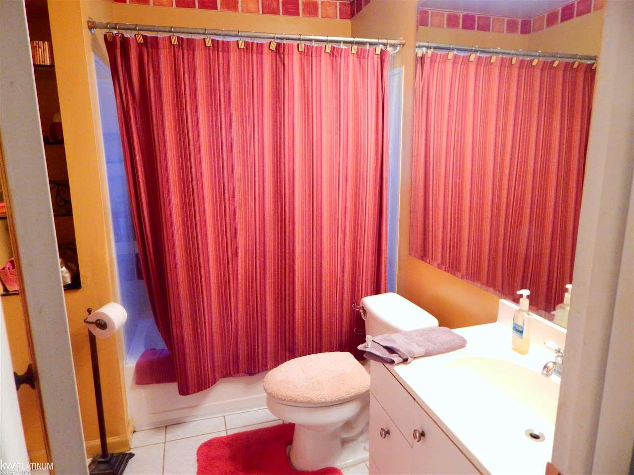 48732 East Ranch Drive Chesterfield, MI 48051 - Photo 15 of 24