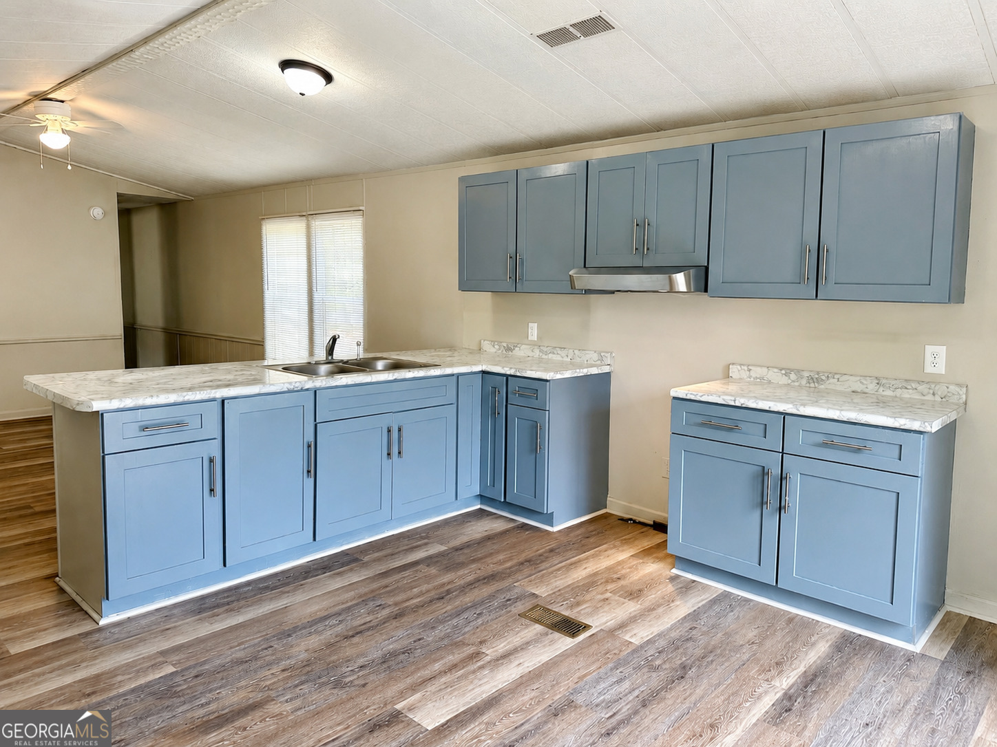1804 Rhoda Street Waycross, GA 31503 - Photo 3 of 16