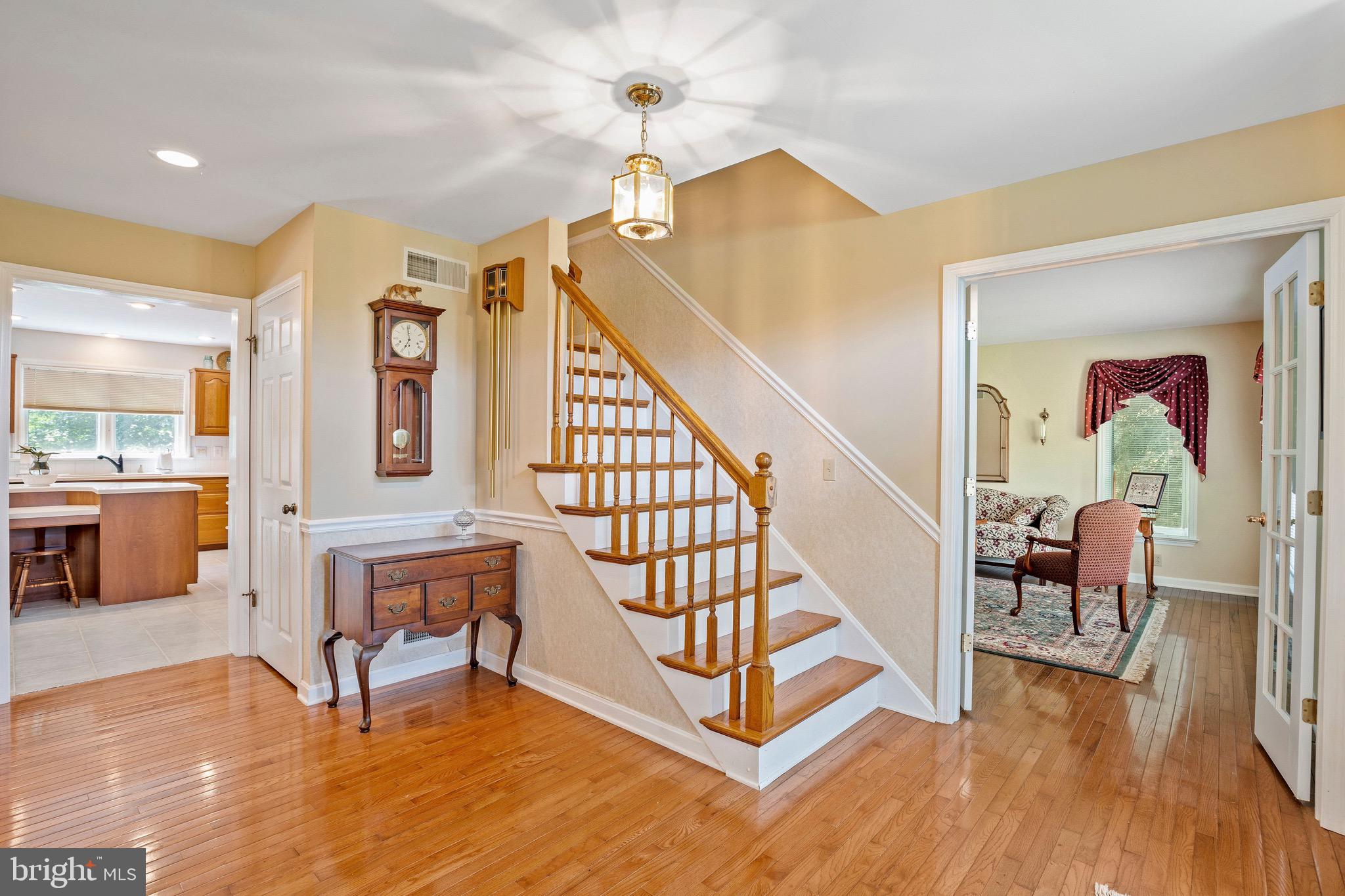 341 Lees Bridge Road Nottingham, PA 19362 - Photo 5 of 45 Foyer