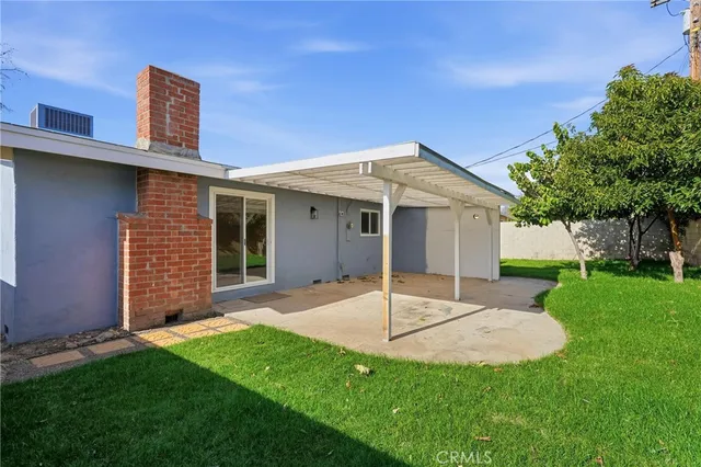 $899,999 | 8008 Greenbush Avenue, Panorama City, CA 91402