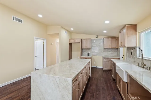 $899,999 | 8008 Greenbush Avenue, Panorama City, CA 91402