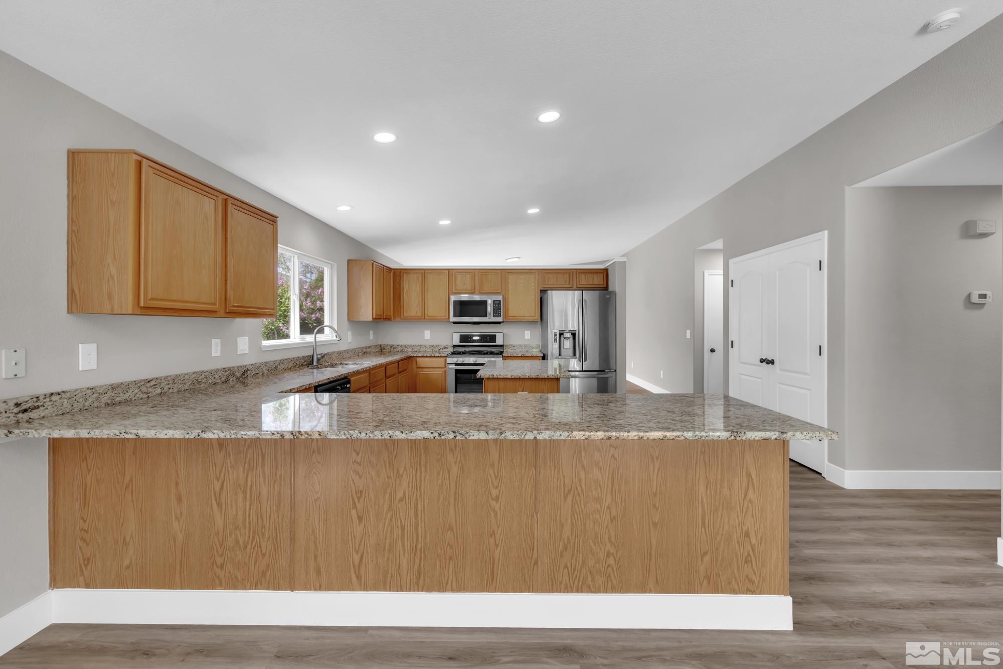 18312 Beechwood Court Reno, NV 89508 - Photo 14 of 40 Photo 14