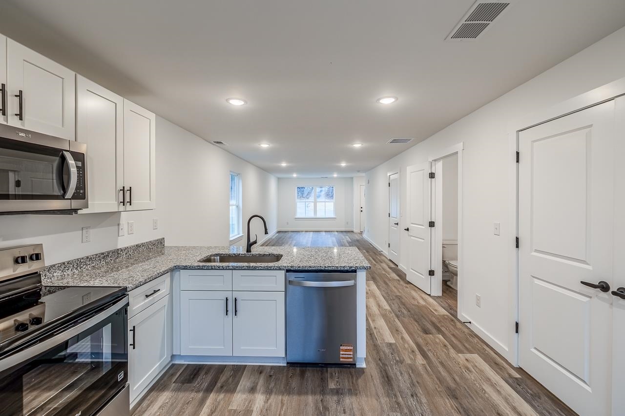 275-277 Vanderbilt Road Spartanburg, SC 29301 - Photo 8 of 42 Gallery Image 8