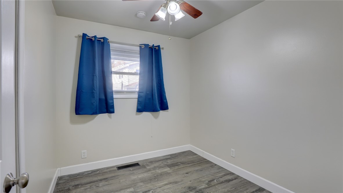112 Ridgeway Drive Decatur, IL 62521 - Photo 18 of 25 Gallery Image 18