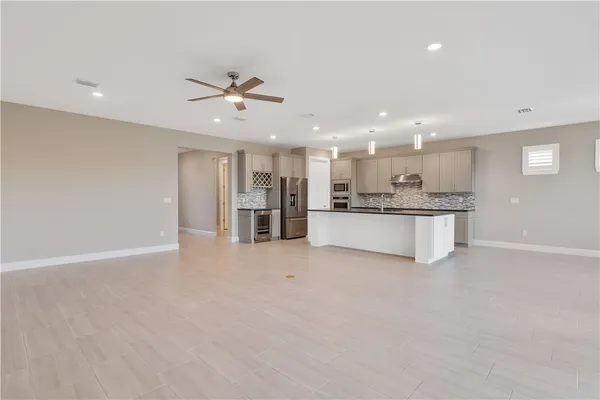 $3,500 | 4088 Basket Oak Circle, Vero Beach, FL 32967