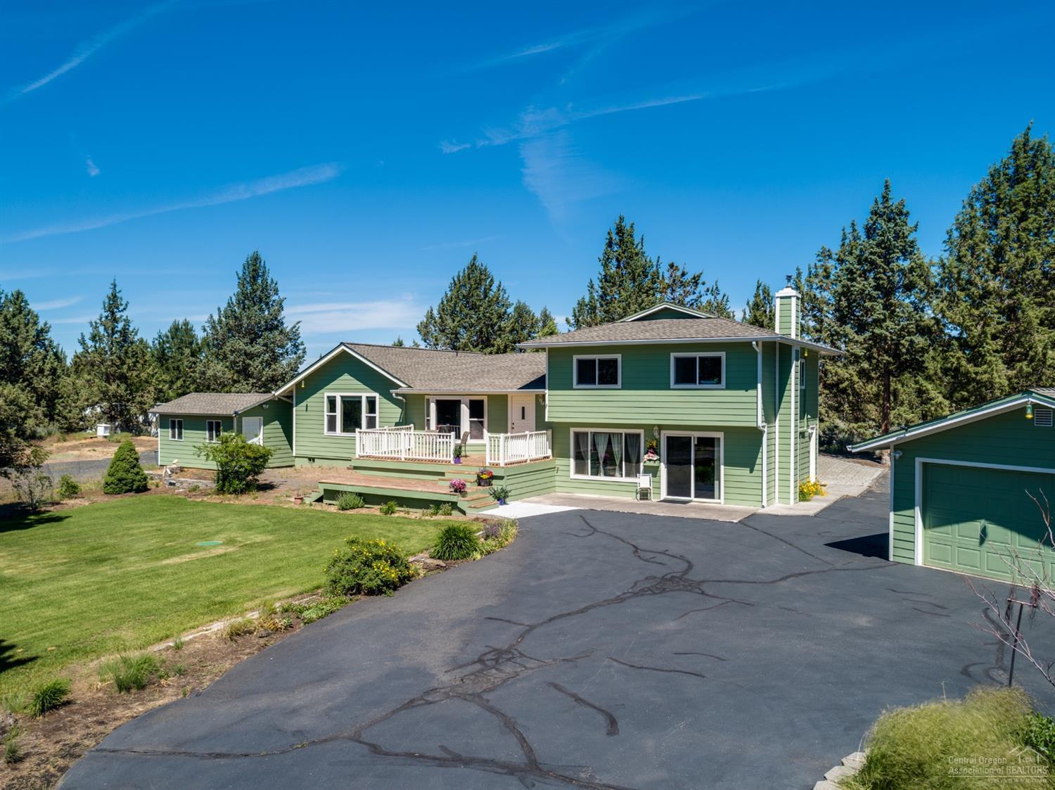 21110 Country Squire Road Bend, OR 97701 - Photo 24 of 25 Additional Photo