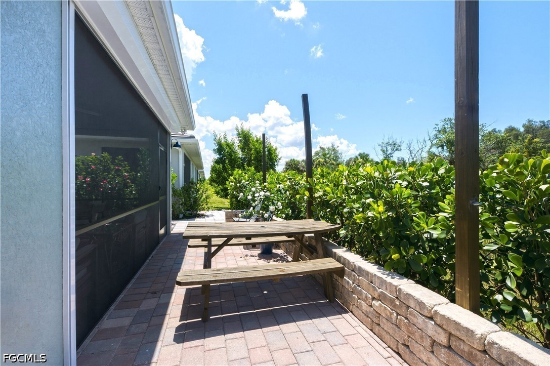 998 Enbrook Loop Naples, FL 34114 - Photo 22 of 33