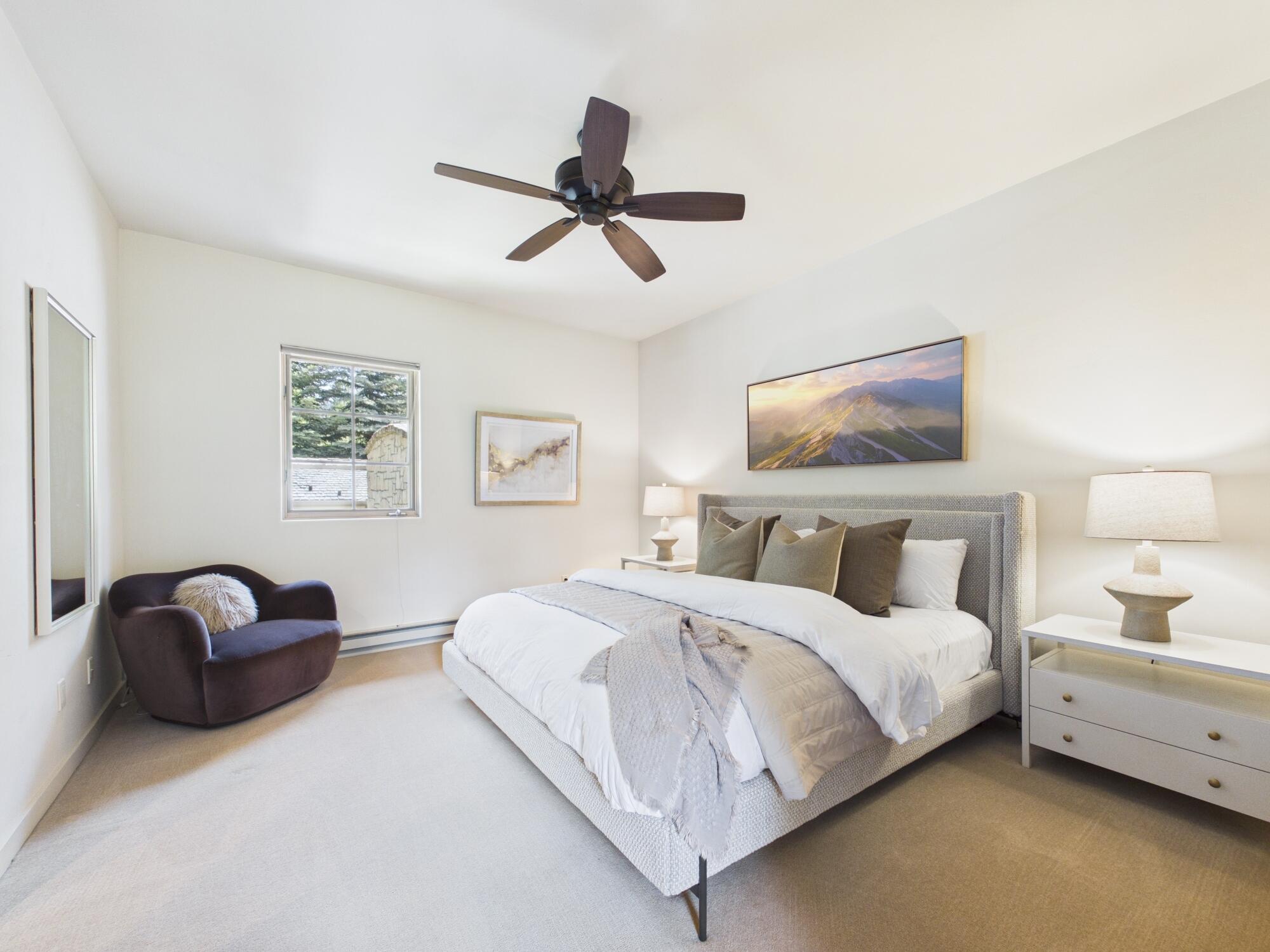 5 Willow Road Sun Valley, ID 83353 - Photo 29 of 55 Upstairs Guest Bedroom