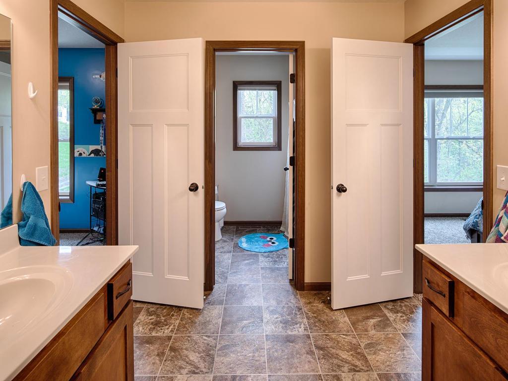 5430 Dickson Road Minnetonka, MN 55345 - Photo 17 of 24 Gallery Image 17