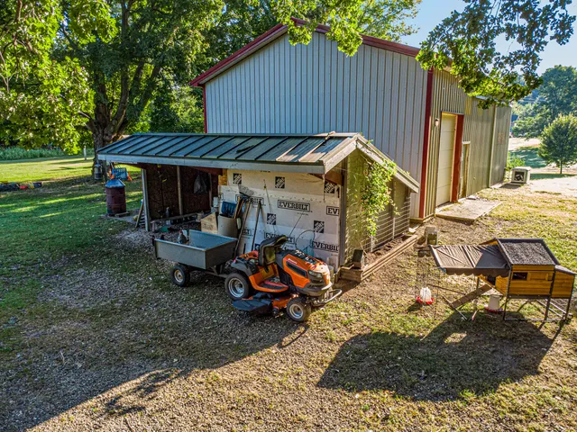 $284,900 | 26871 J Drive South, Homer, MI 49245