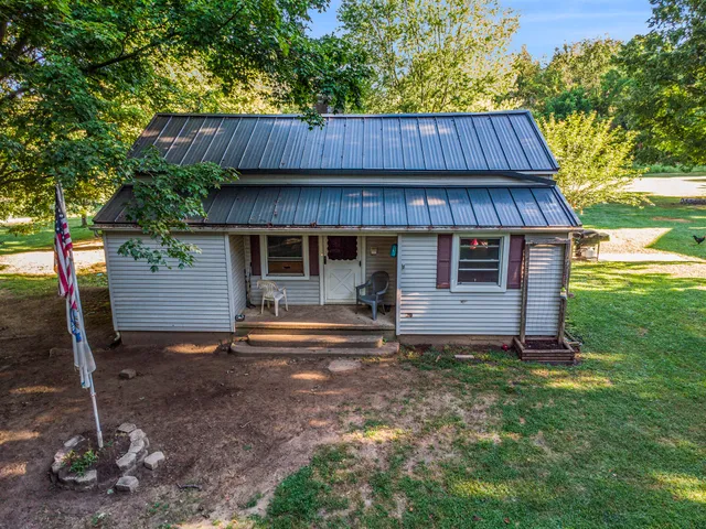 $284,900 | 26871 J Drive South, Homer, MI 49245