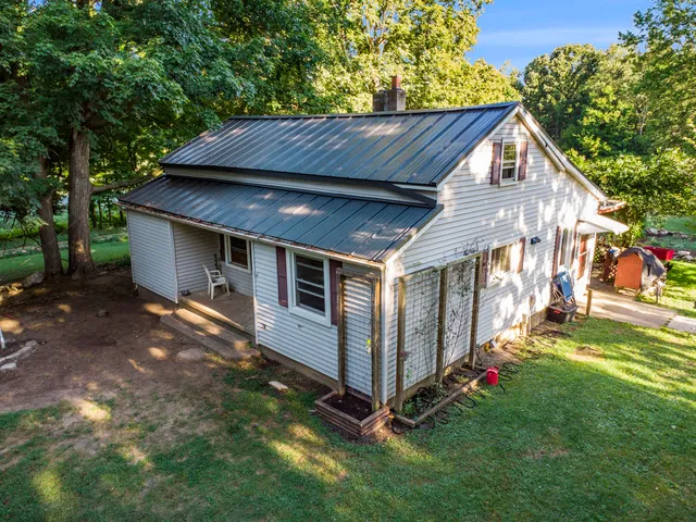 $284,900 | 26871 J Drive South, Homer, MI 49245