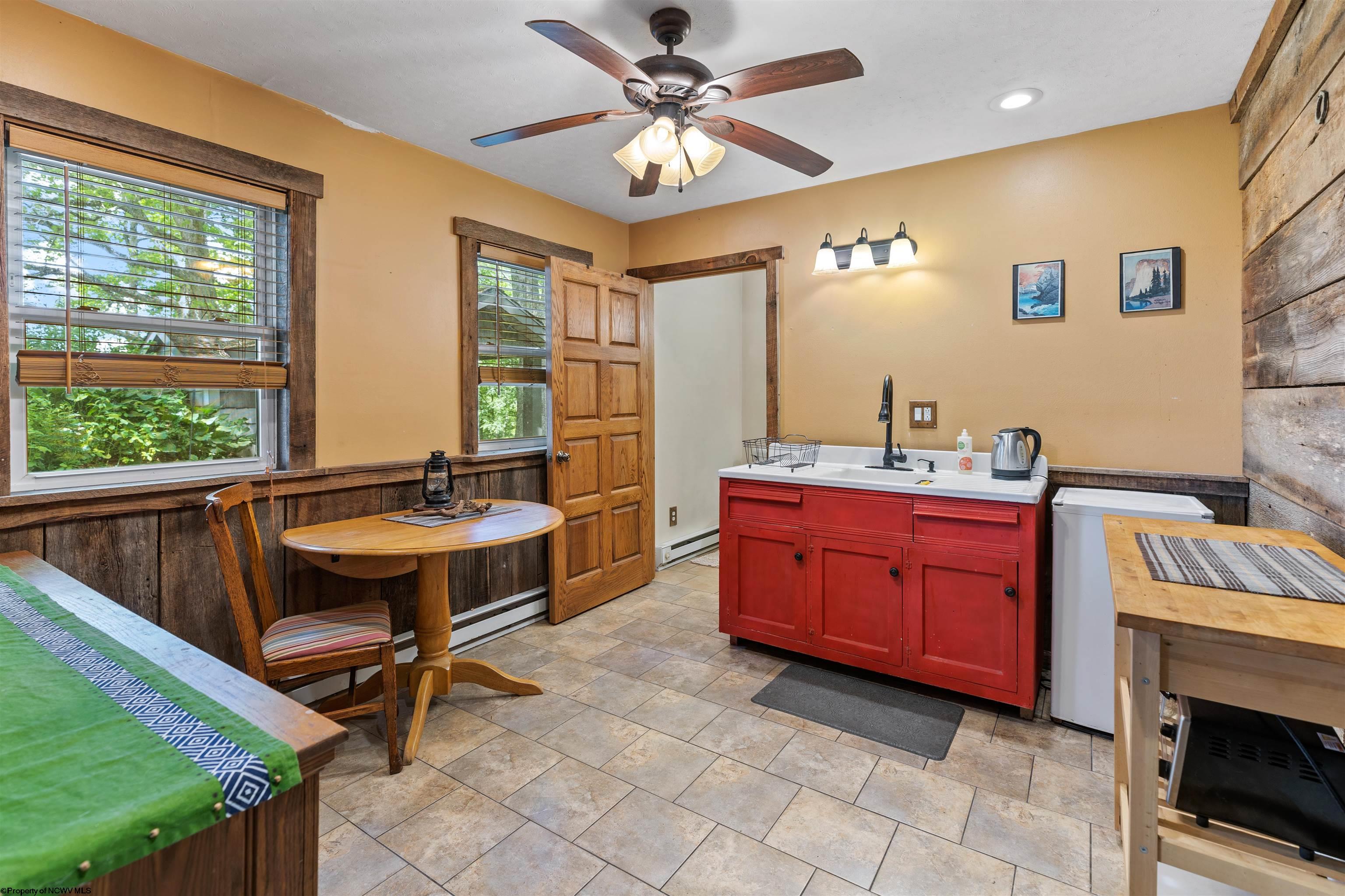 309 E Road Arthurdale, WV 26520 - Photo 10 of 30 Gallery Image 10
