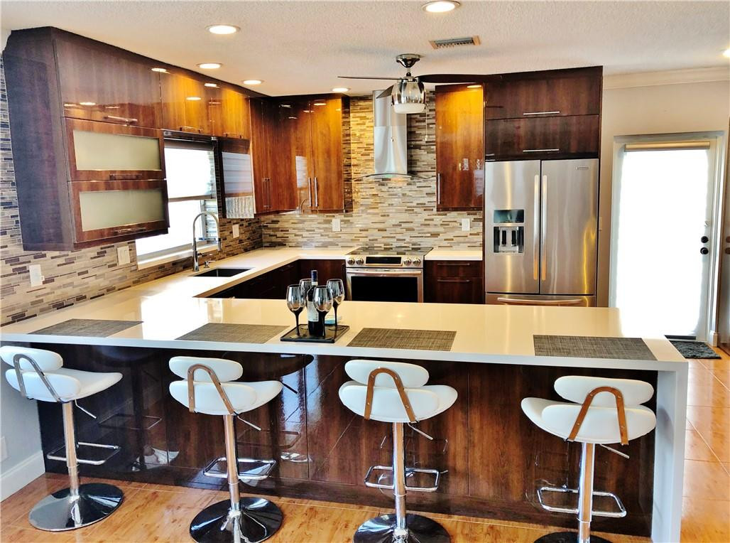 12401 Lake Road Davie, FL 33325 - Photo 8 of 41 Photo 8