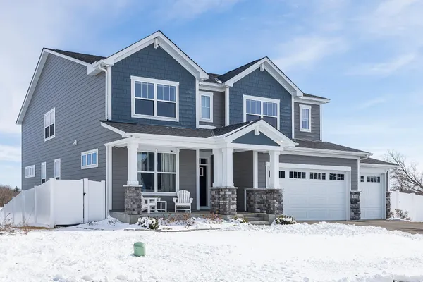 $850,000 | 145 Maple Terrace, Waconia, MN 55387