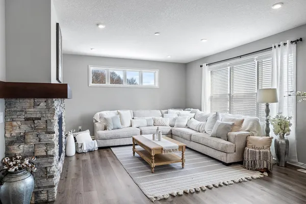 $850,000 | 145 Maple Terrace, Waconia, MN 55387