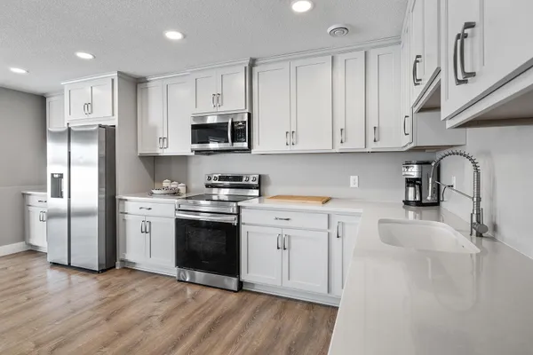 $850,000 | 145 Maple Terrace, Waconia, MN 55387
