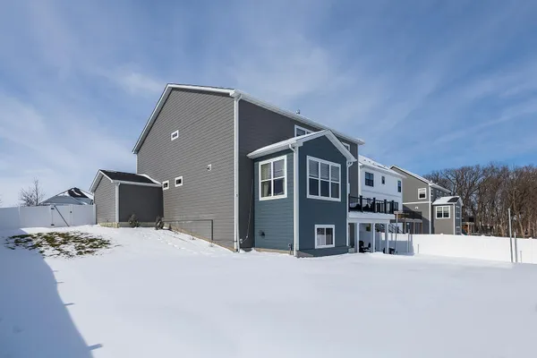 $850,000 | 145 Maple Terrace, Waconia, MN 55387