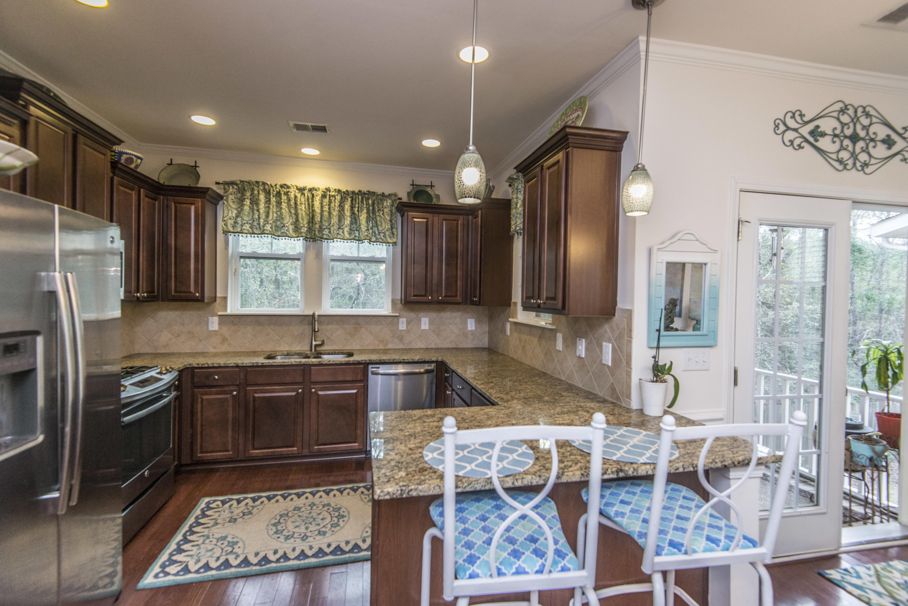 1257 Dingle Road Mount Pleasant, SC 29466 - Photo 10 of 25 _DSC4236