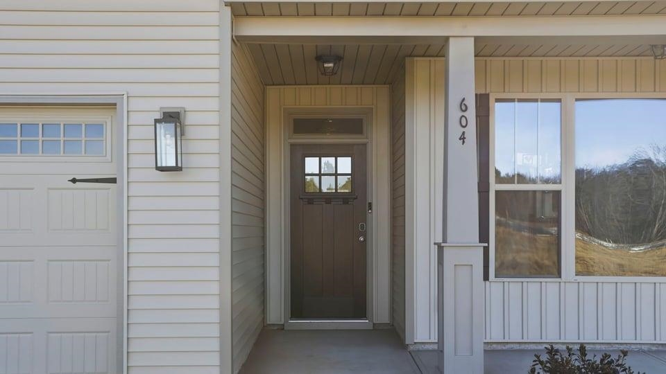 604 Landseer Drive Landrum, SC 29356 - Photo 3 of 34