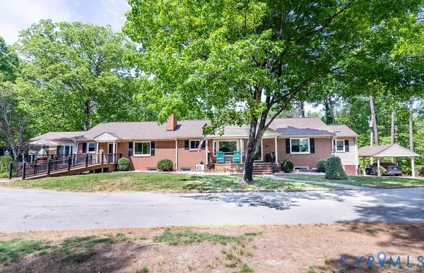 $949,000 | 18522 Goode Lane, Dinwiddie, VA 23841