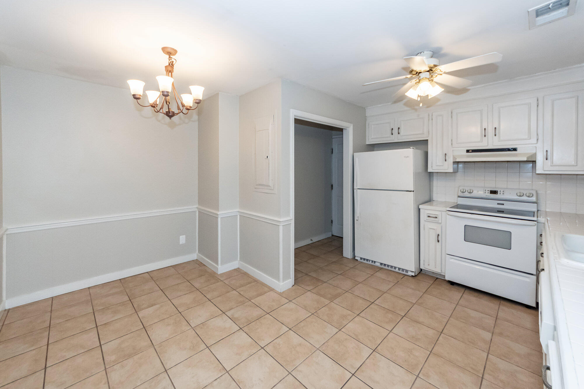 765 Leafwood Road Charleston, SC 29412 - Photo 11 of 37 11