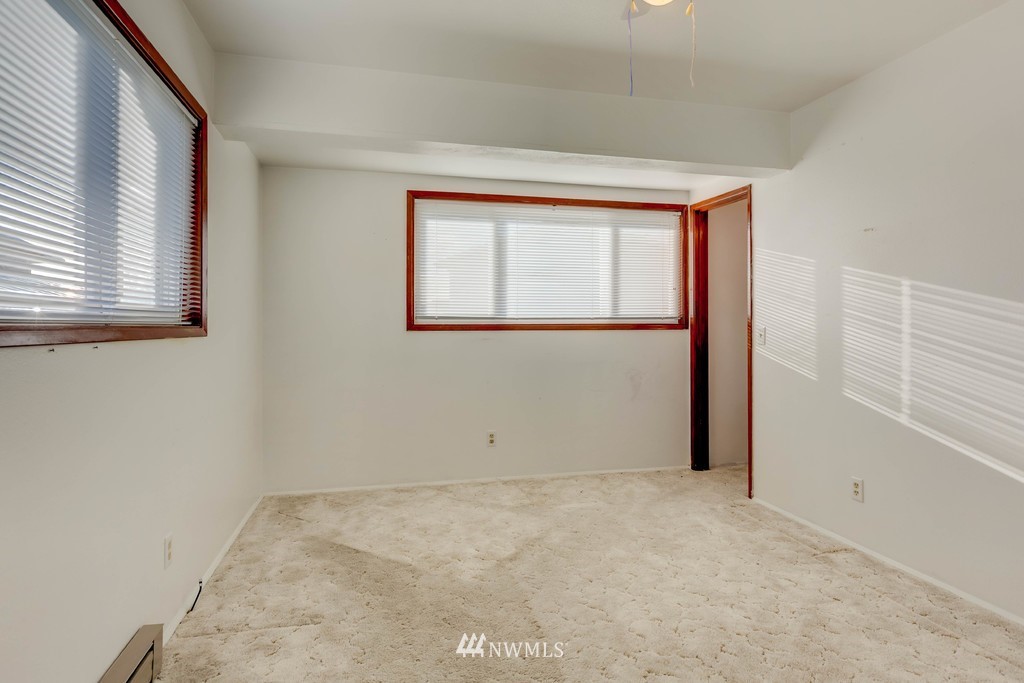 1965 Swantown Road Oak Harbor, WA 98277 - Photo 15 of 25 Gallery Image 15