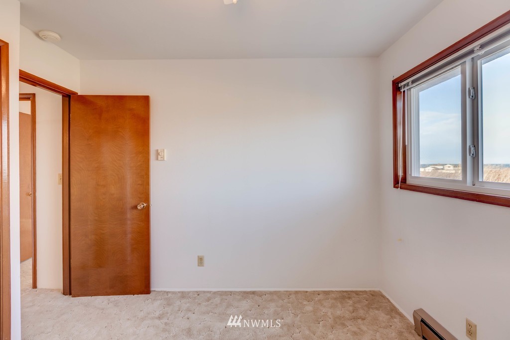 1965 Swantown Road Oak Harbor, WA 98277 - Photo 17 of 25 Gallery Image 17