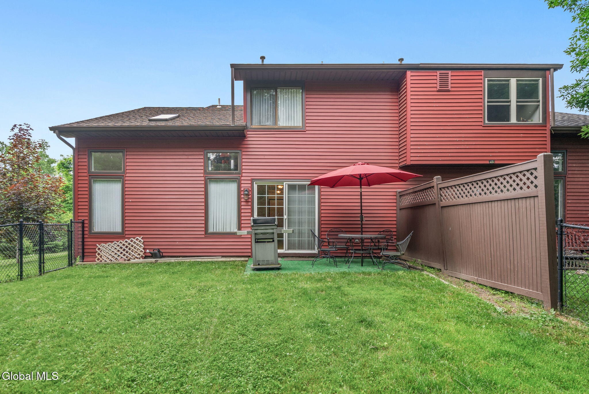 4 Oxford Road Bethlehem, NY 12159 - Photo 39 of 40 39-web-or-mls-4-oxford-rd