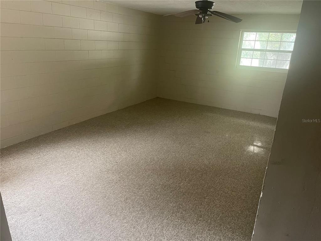 906 Essex Road Brandon, FL 33510 - Photo 12 of 16