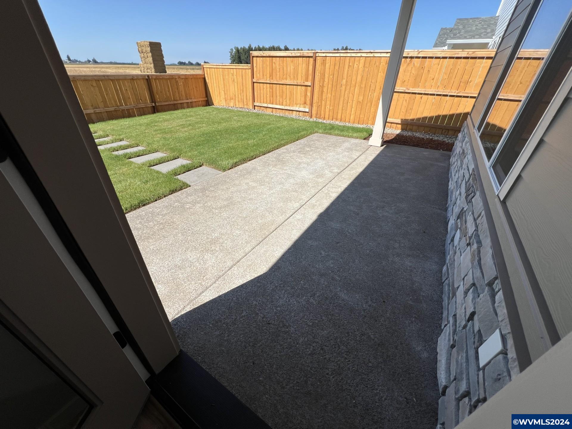 11231 Blueberry Loop Donald, OR 97020 - Photo 14 of 18