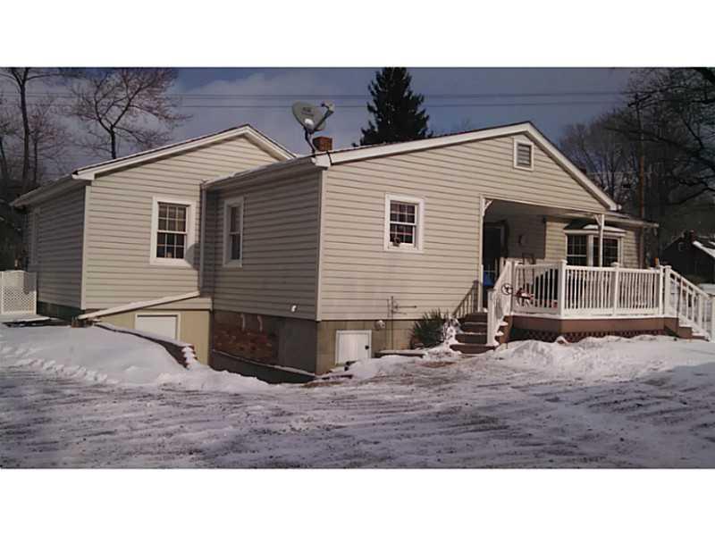 228 Glen Eden Road Rochester, PA 15074 - Photo 23 of 25 Exterior Back.