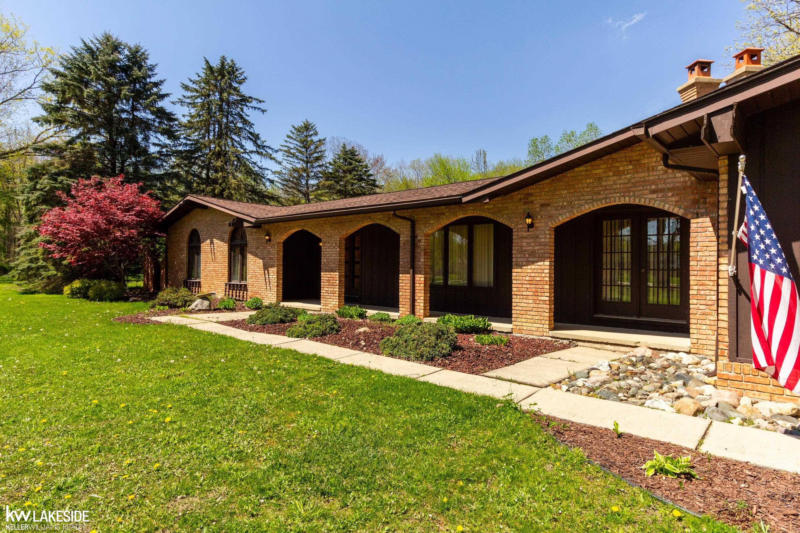 16044 Hough Road Allenton, MI 48002 - Photo 2 of 48 50157279-6D02B245-5153-419C-98E1-4682B53D3115.JPG