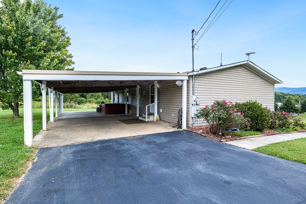 20303 Cleveland Road Abingdon, VA 24211 - Photo 10 of 43 Gallery Image 10