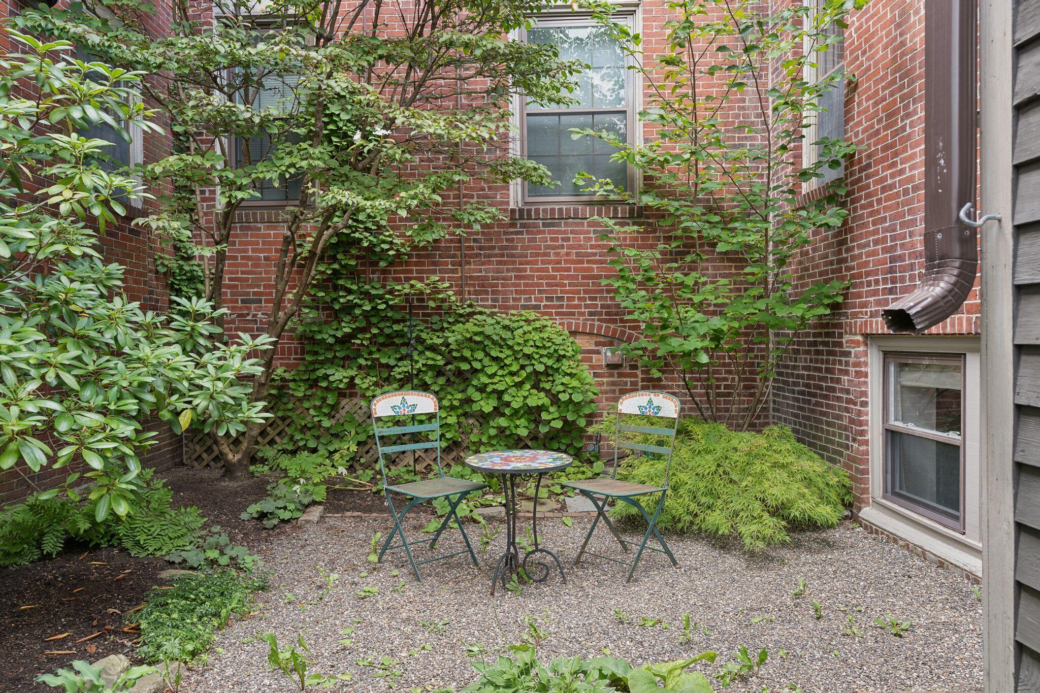 150 Spring Street, Unit 4 Portland, ME 04101 - Photo 2 of 39 4_DSC03240