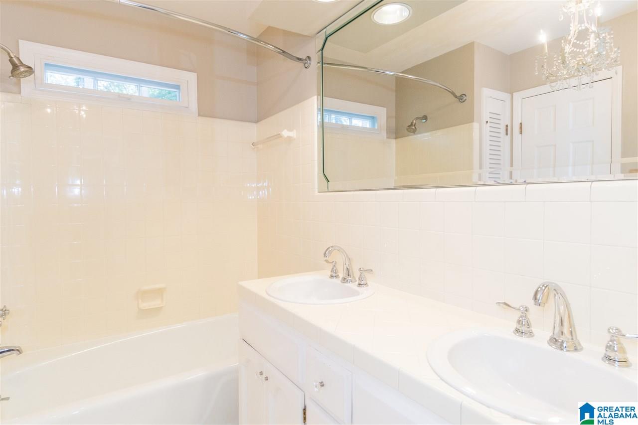 3537 Spring Valley Court Birmingham, AL 35223 - Photo 26 of 38