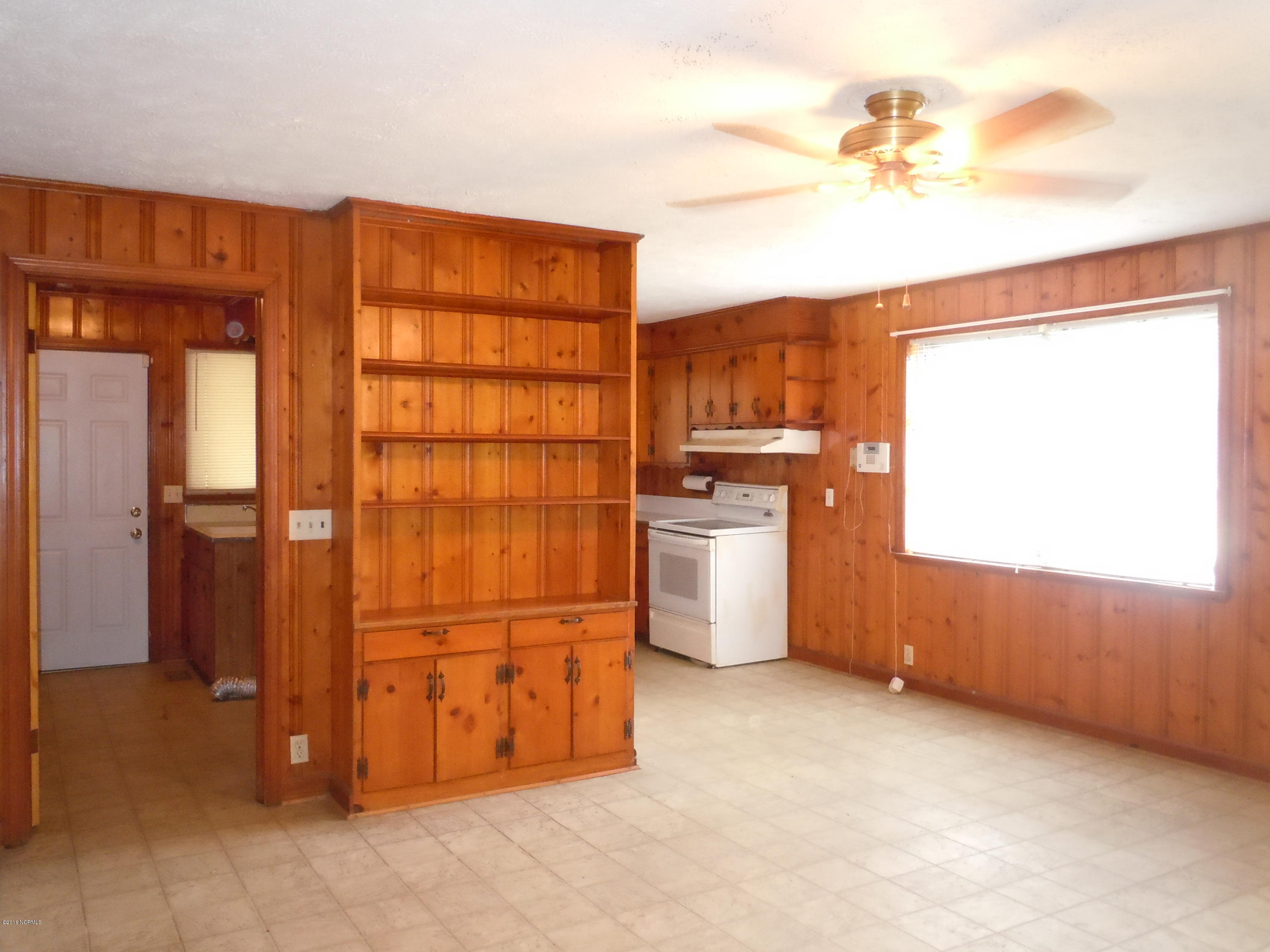 2667 Reynolds Road Tabor City, NC 28463 - Photo 2 of 31 2721 Reynolds Road, Tabor City Home for