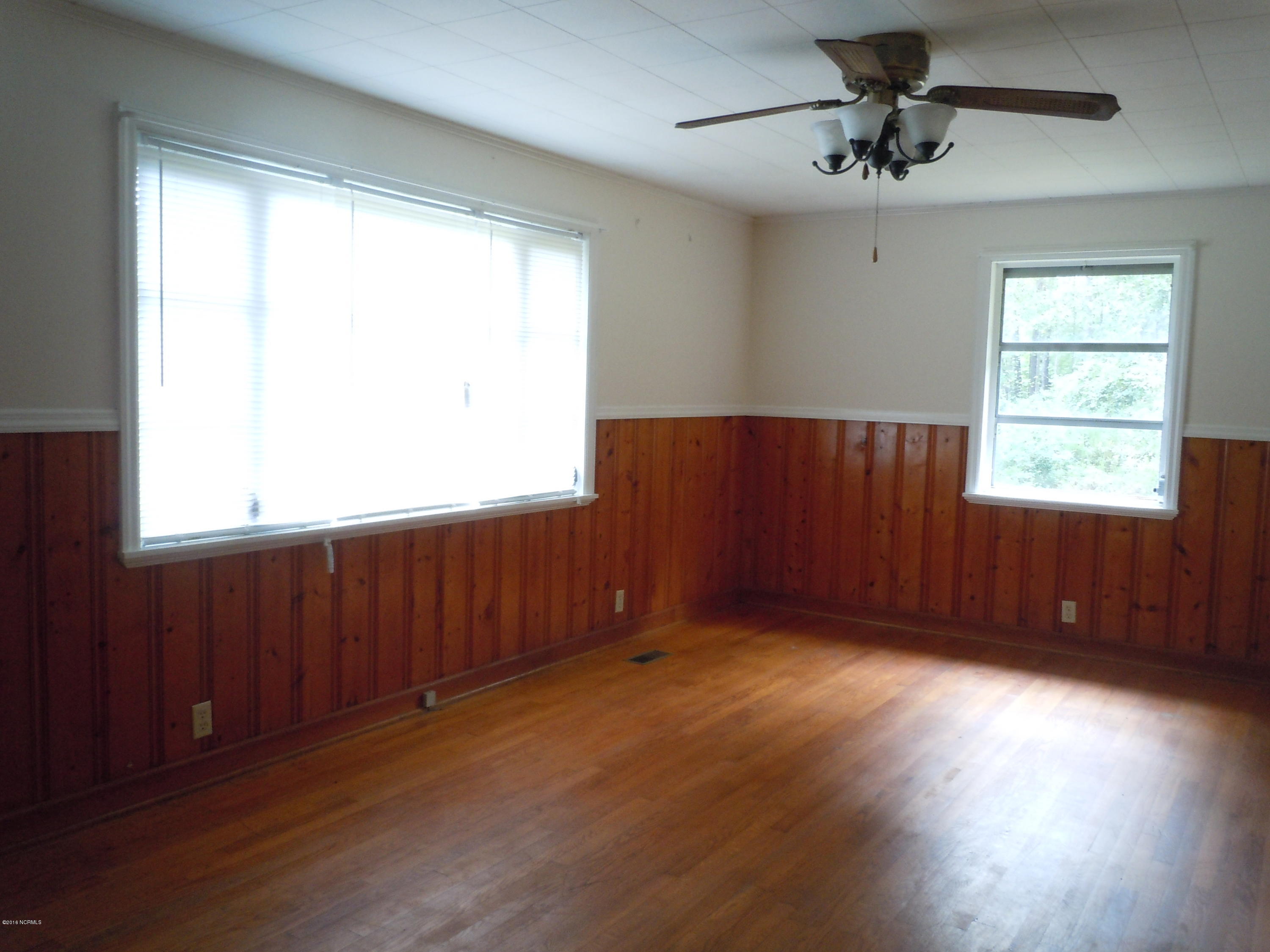 2667 Reynolds Road Tabor City, NC 28463 - Photo 8 of 31 2721 Reynolds Road, Tabor City Home for