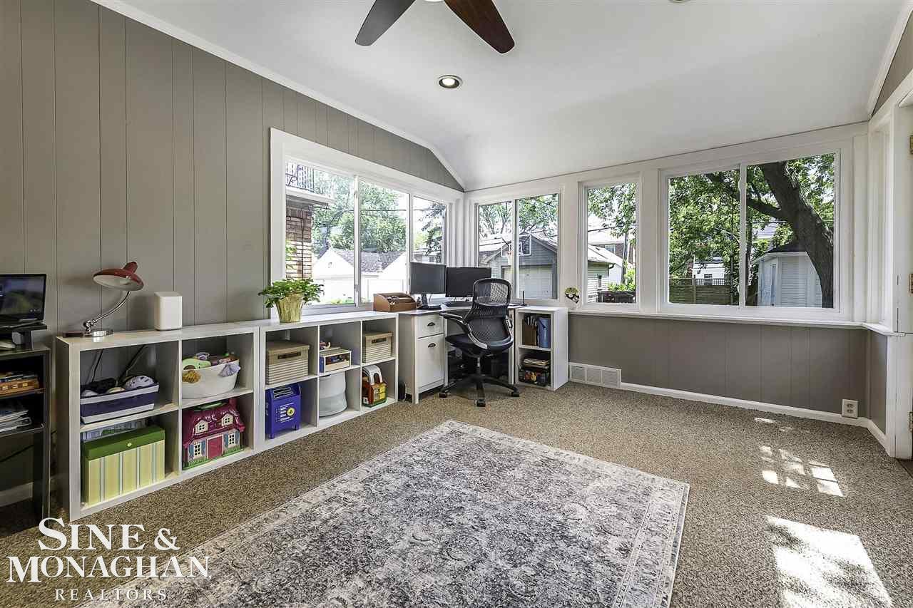 468 Fisher Road Grosse Pointe Farms, MI 48230 - Photo 15 of 36