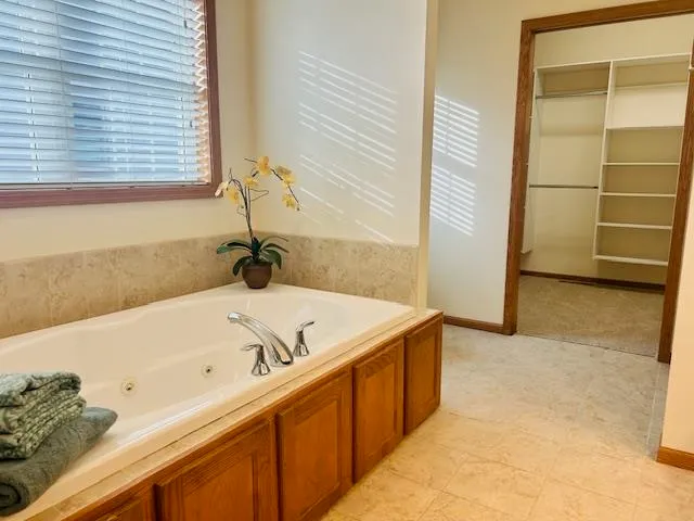 $619,900 | 306 Lindsay Way, Cottage Grove, WI 53527