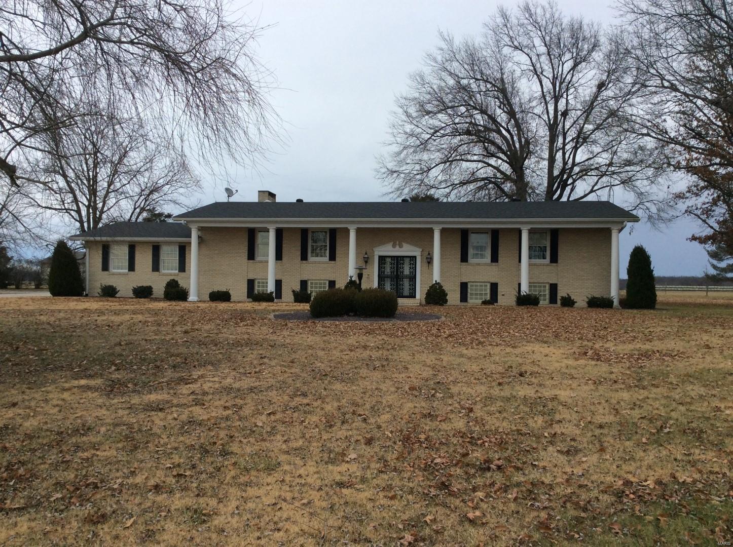 14910 Jamestown Road Breese, IL 62230 - Photo 2 of 45