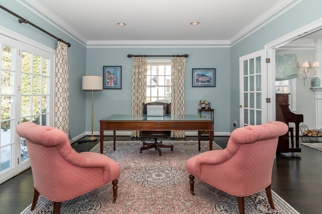 81 Monadnock Road Wellesley, MA 02481 - Photo 11 of 22