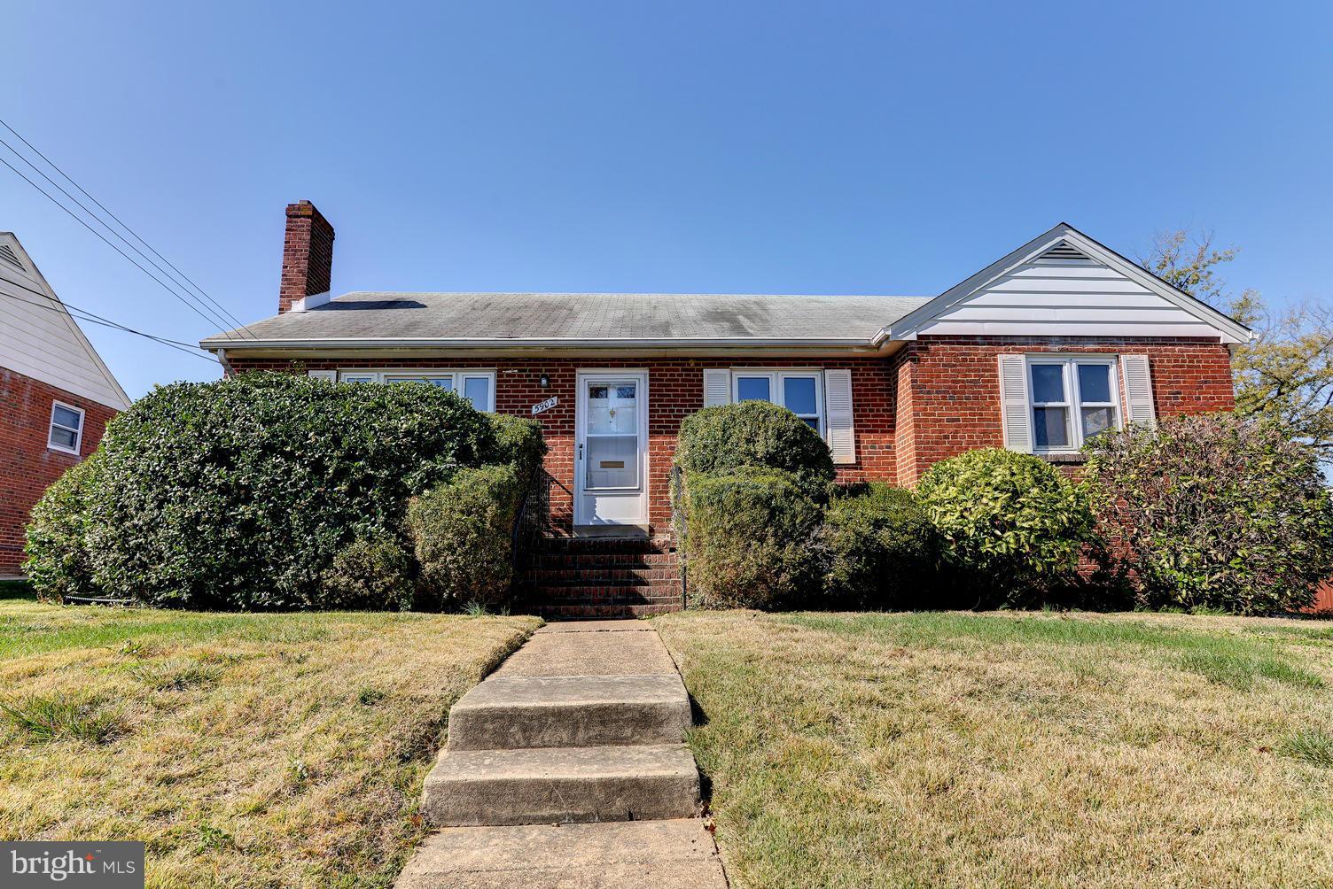 5902 Craig Street Springfield, VA 22150 - Photo 1 of 21 Exterior (Front)