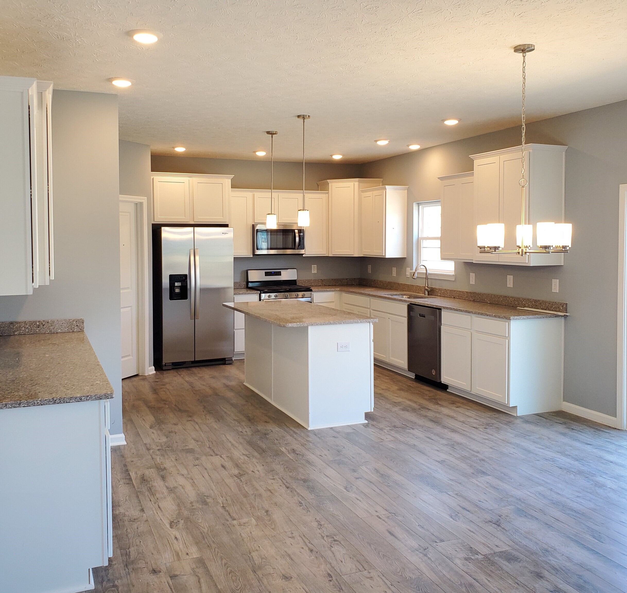 334 Limerick Lane Pendleton, IN 46064 - Photo 2 of 9