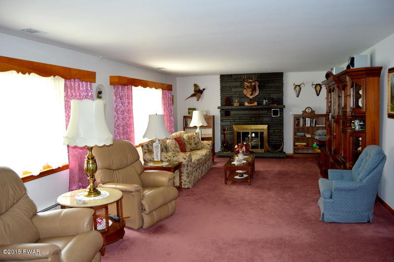 170 Long Ridge Road Hawley, PA 18428 - Photo 6 of 31