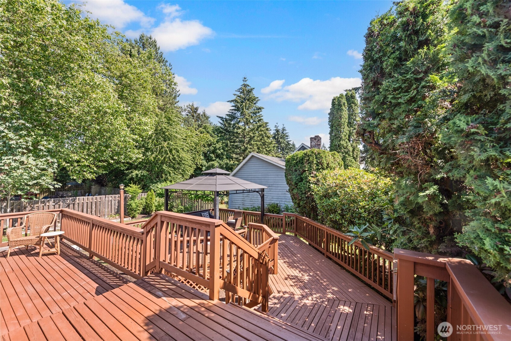 4303 Northeast 24th Street Renton, WA 98059 - Photo 22 of 30